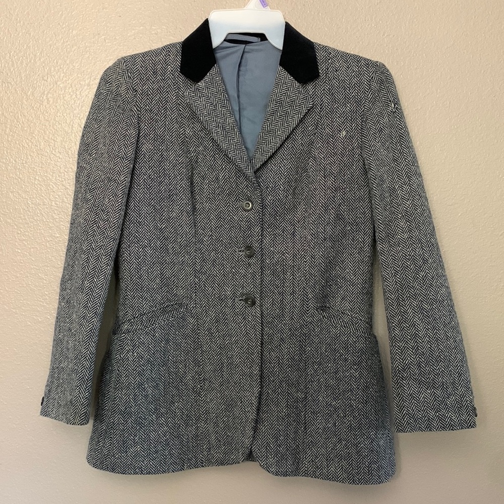 Gorringe wool Ladies black/white/blue lining Herringbone Tweed Show Jacket